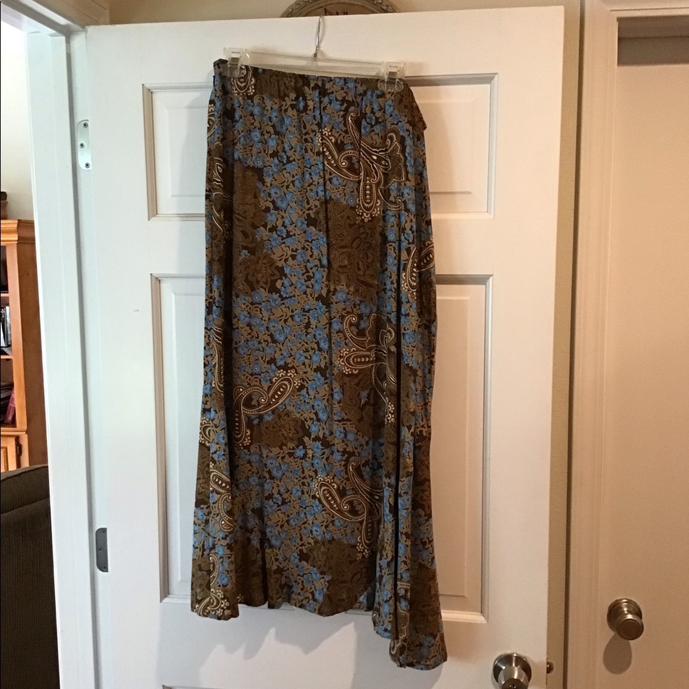 Maxi skirt
